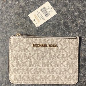 Michael Kors card holder
